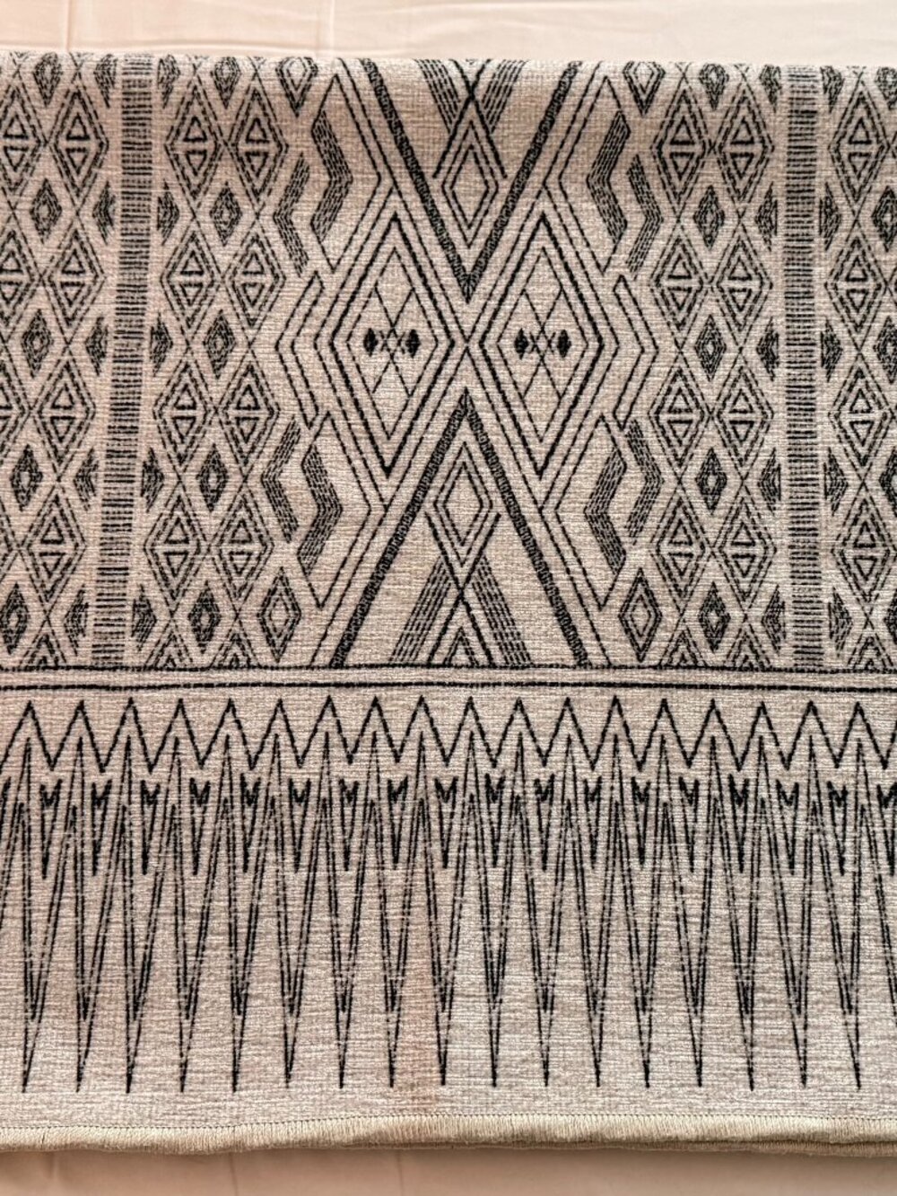 Ruggable Runner - rug only, no pad